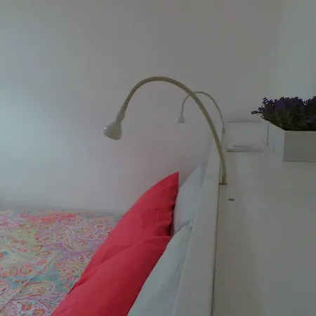 Barracao De Alfama Лиссабон